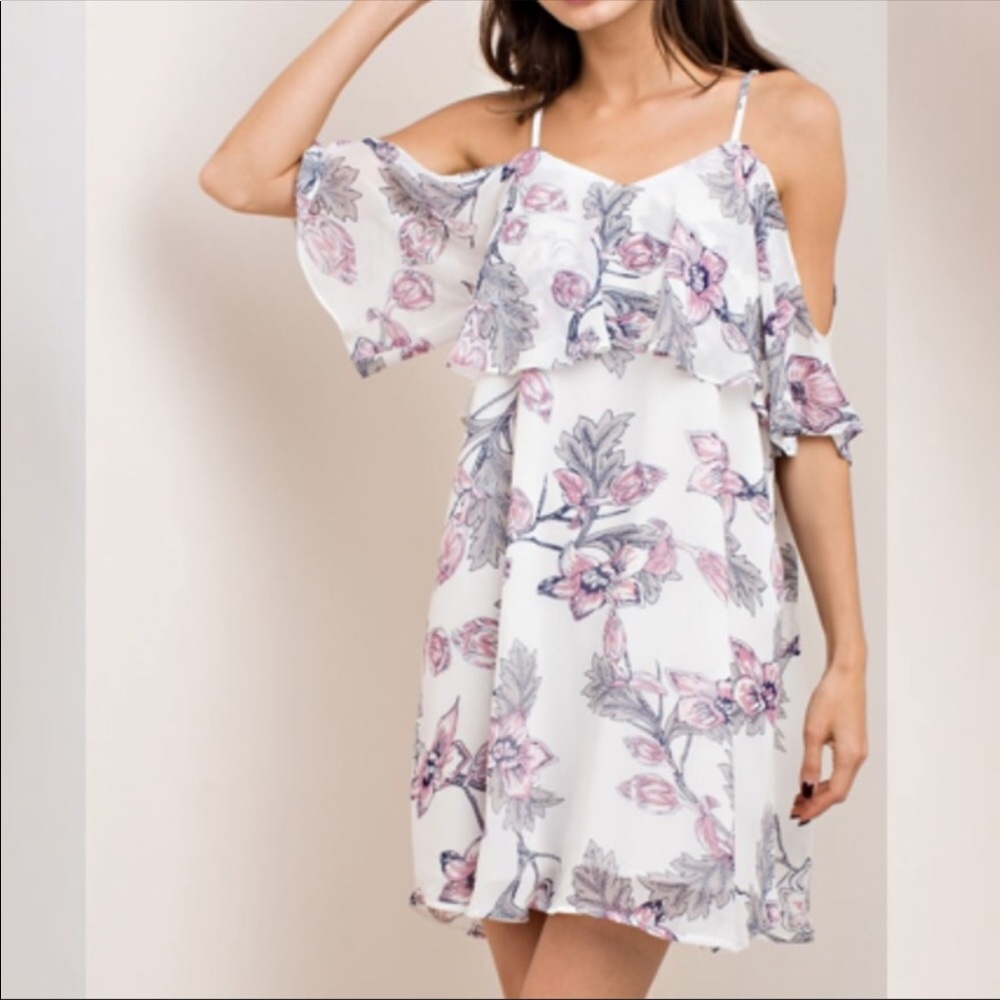 Floral Cold-Shoulder Midi Dress in White and Pink - Picture 4 of 4